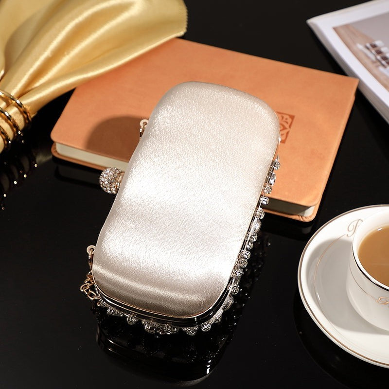 Chain Package Clutch Bag