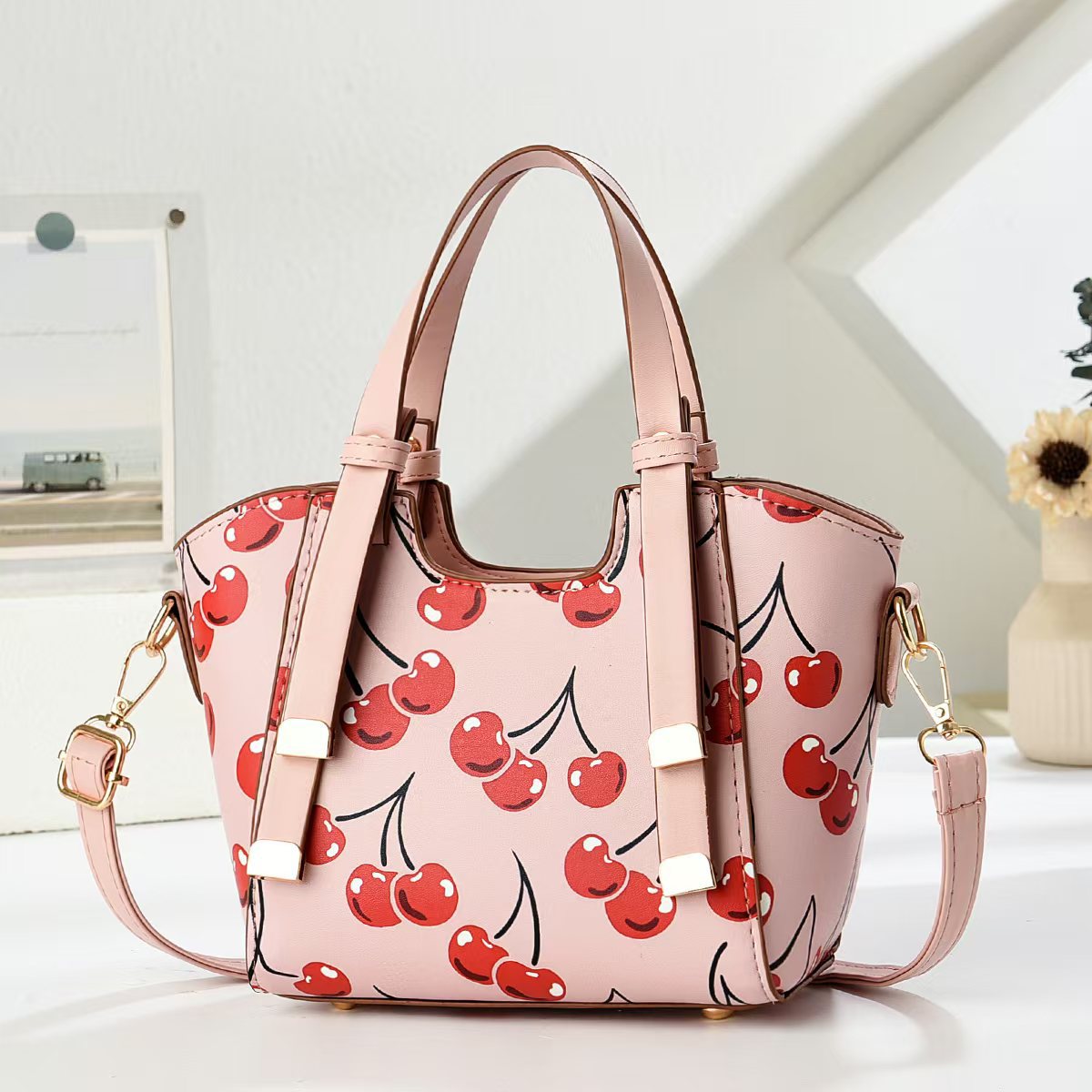 Bag Women's Classic Vegetable Basket Cherry