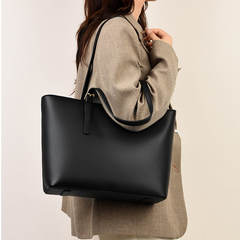 Casual And Versatile Commuter Shoulder Bag