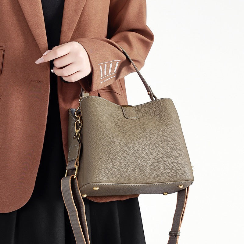 Versatile High-capacity Tote Bag