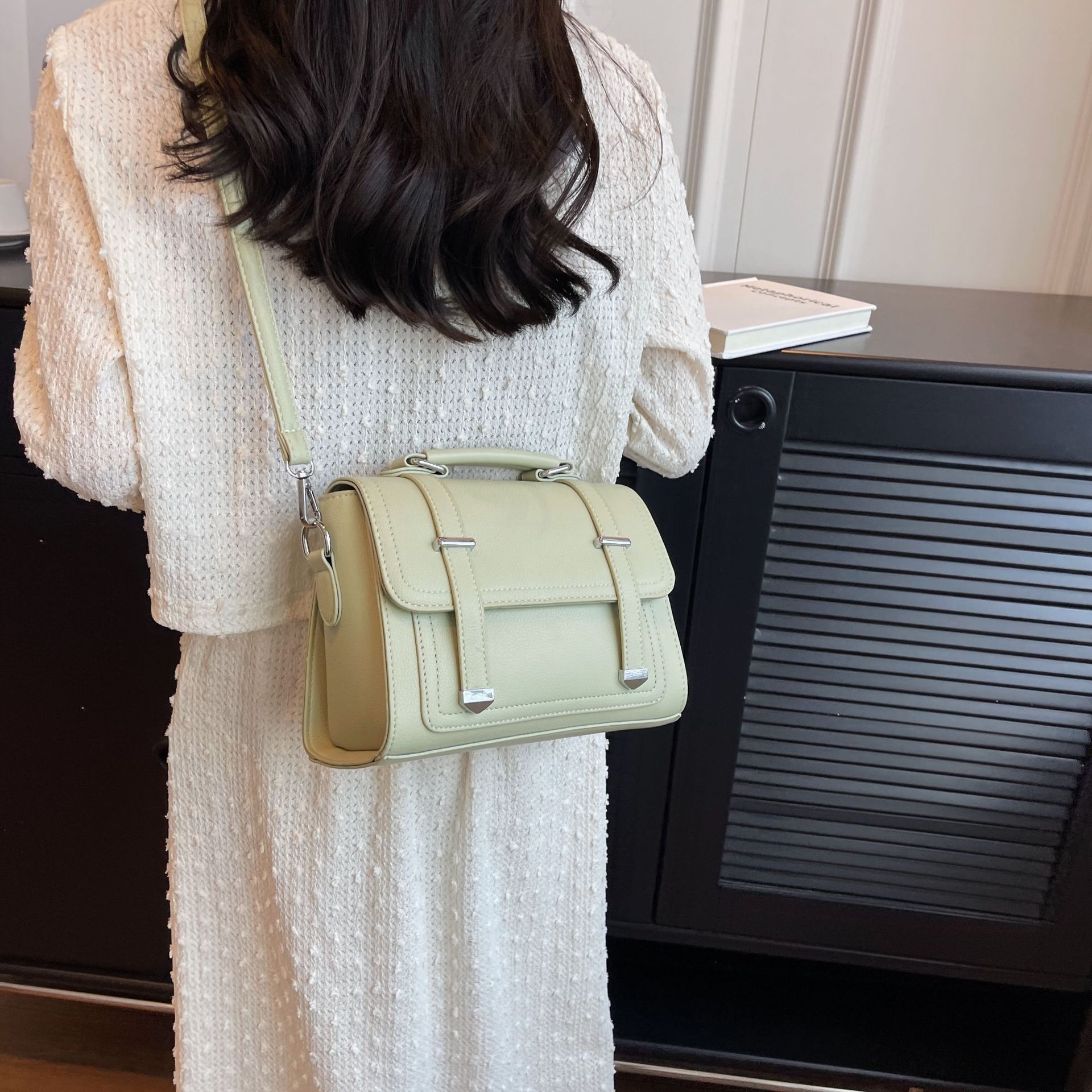 Stylish Minimalist Versatile Crossbody Shoulder Bag