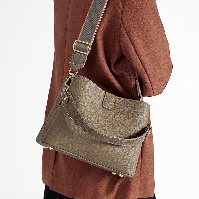 Versatile High-capacity Tote Bag