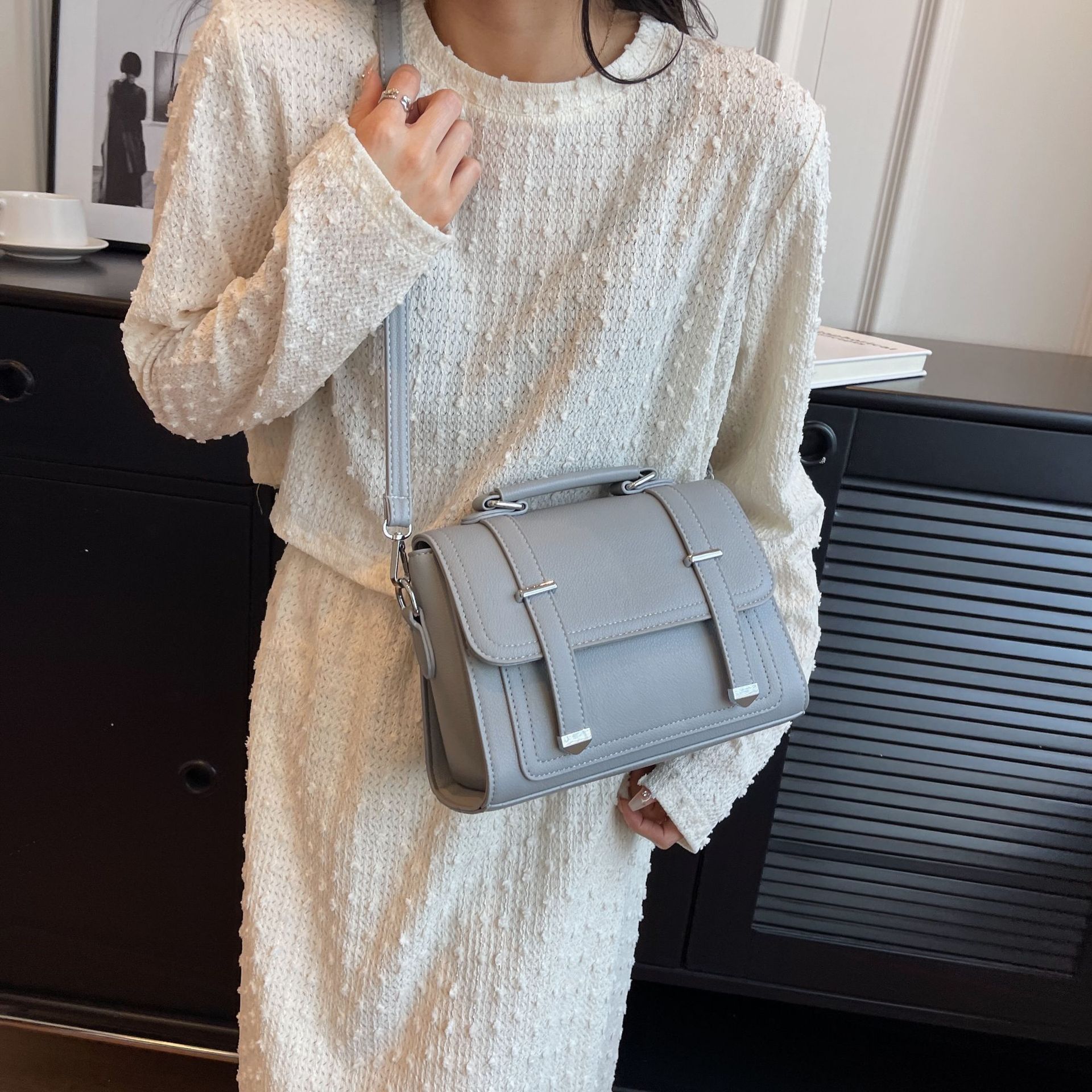 Stylish Minimalist Versatile Crossbody Shoulder Bag