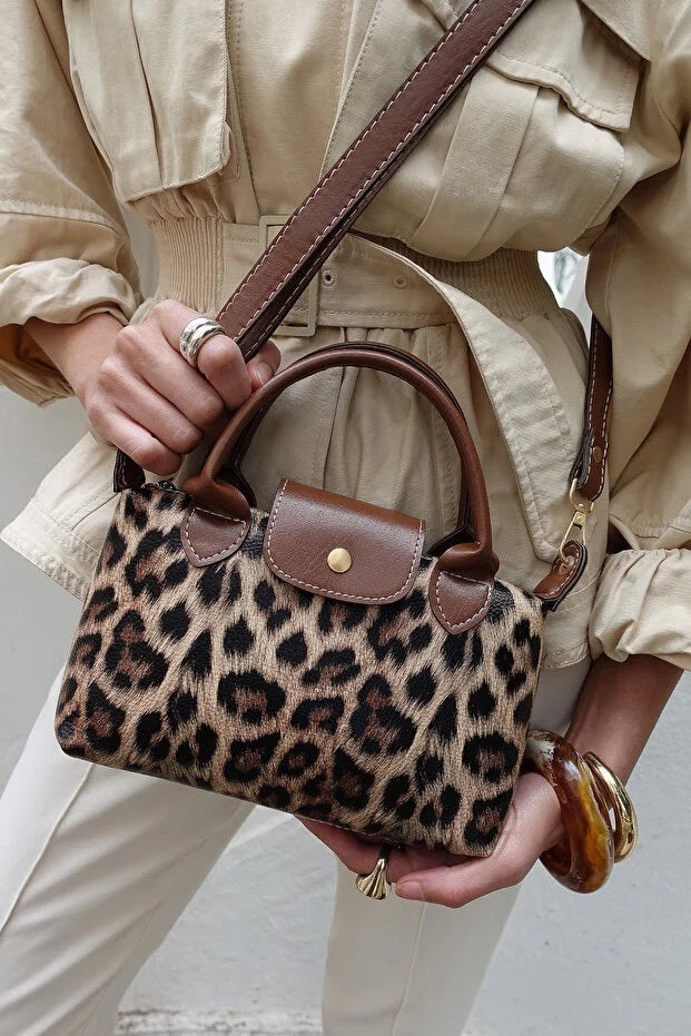 High Quality PU Leather Water Resistant Bag For Women