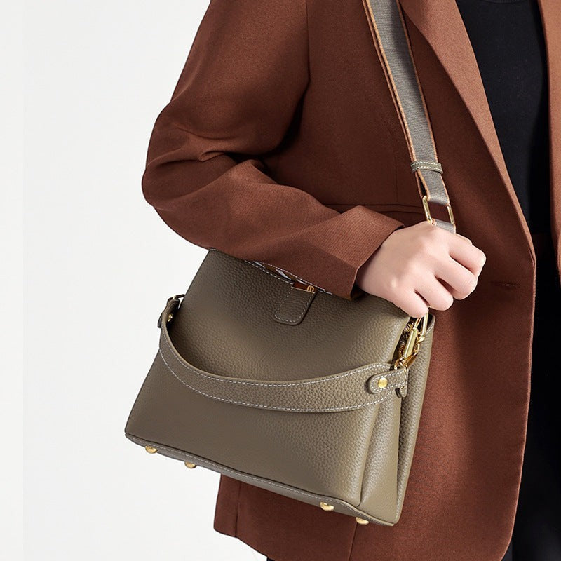 Versatile High-capacity Tote Bag