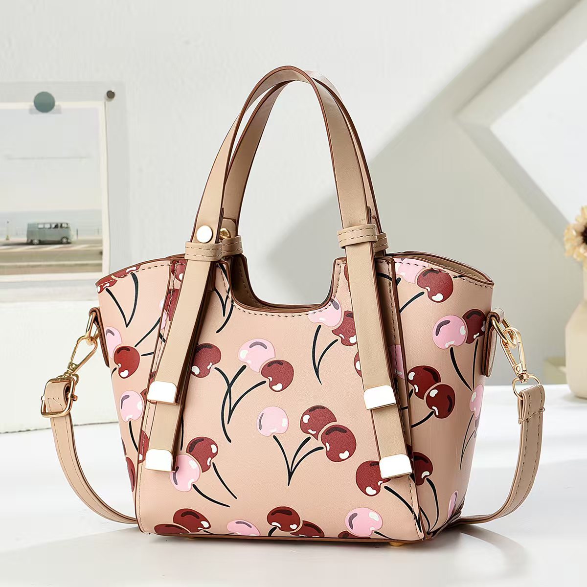 Bag Women's Classic Vegetable Basket Cherry